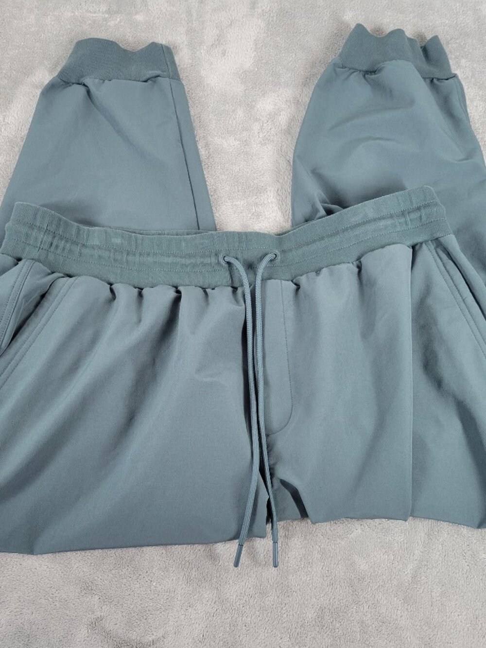 Old Navy Green Water Repellent Joggers Women 2X Plus Buttery Soft Tapered GRE36E